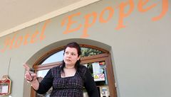 Jediné, co ji v Moravském Krumlov� p�ipomíná, je název hotelu Epopej