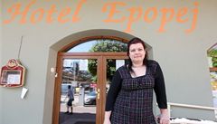Slovanskou epopej p�ipomíná u� jen název hotelu Epopej