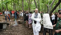 Odhalování pam�tní busty