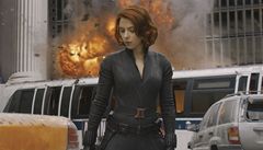 Scarlett Johanssonová ve filmu Avengers
