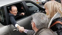 Volební odhady: Sarkozy končí, Francii povede Hollande