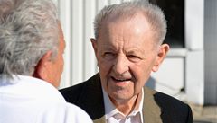 Milou Jake na setkání KSM na praském Výstaviti. V srpnu mu bude 90 let.