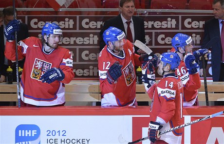 Čeští hokejisté zleva) Lukáš Kašpar, Jiří Novotný, Tomáš Plekanec a David Krejčí