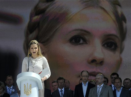 Dcera vznné Tymoenkové pedítá na manifestaci v Kyjev matin vzkaz.