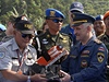 Záchranái v Indonésii nali ernou skíku z ruského letounu Suchoj Superjet 100.