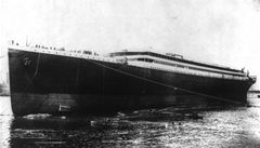 Titanic na dobovém snímku