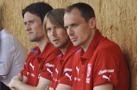Fotbaloví reprezentanti (zleva) Tomá Rosický, Jaroslav Plail a Jaroslav Drobný 
