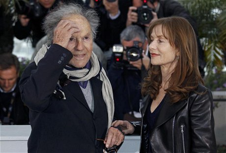 Jean-Louis Trintignant a Isabelle Huppertová pedstavili v Cannes film Amour