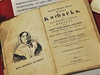 Muzeum má i úpln první vydání kuchaky od buditelky a spisovatelky Magdaleny Dobromily Rettigové.