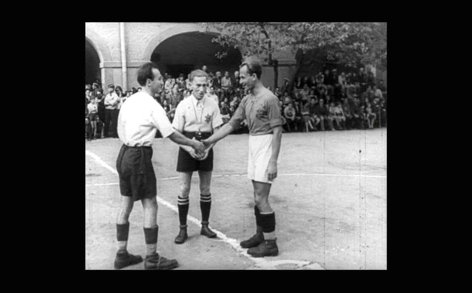 Fotbalová liga v terezínském ghettu. 