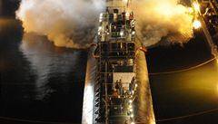 Americkou jadernou ponorku zachvtily plameny, 7 lid se zranilo