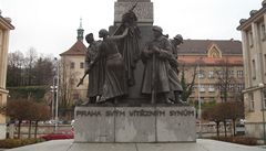 Mařatkův pomník pod Emauzy | na serveru Lidovky.cz | aktuální zprávy