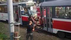 V Brně se srazily dvě tramvaje. Čtyři lidé jsou zraněni