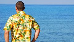 Havajské košile berou útokem evropská módní mola 