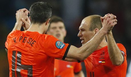 Robin Van Persie (vlevo) a Arjen Robben