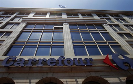 Obchodní řetězec Carrefour oznámil odchod z Řecka.
