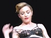 Madonna ukázala na istanbulském koncert bradavku