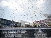 Hokejisté Los Angeles Kings slaví s fanouky vítzství Stanley Cupu