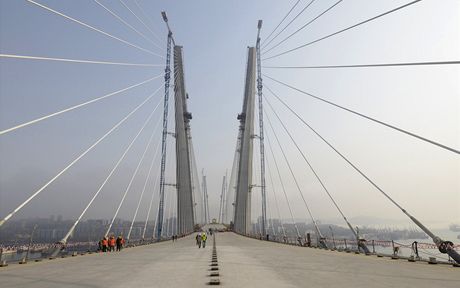 Ruský Vladivostok otevírá ti nové mosty.