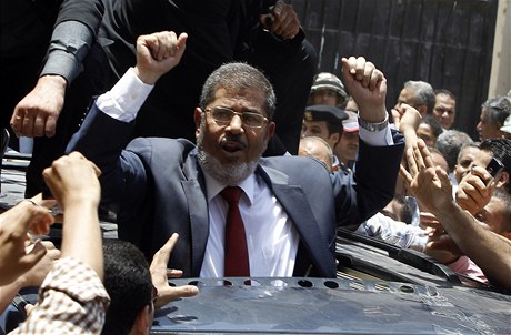 Egyptský prezident býval jedním z vdc Muslimského bratrstva.