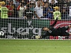 Cesc Fabregas promnil penaltu