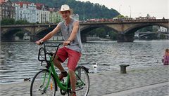 Dvacetiletý Tomá Sýkora by rád vidl v centru Prahy více kol. 