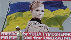 Tymoenkov zahjila hladovku. Volby pr byly zfalovan
