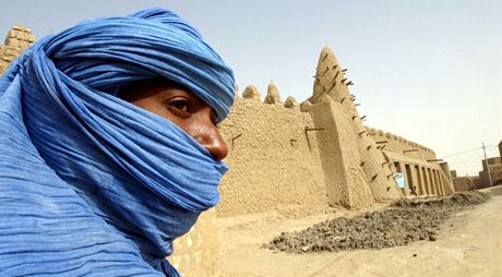 Tuaregové vtrhli do Timbuktu a nií starobylé hrobky