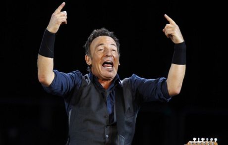 Bruce Springsteen na kvtnovém koncertu v Barcelon