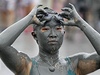 Jedna z úastnic Boryeong Mud Festival na plái Daecheon.