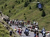 I na cest v Pyrenejích eká na závodníky bohatý prvod fanouk a samozejm i doprovodný tým.