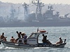 Hlídková lo Smetlivyj z ernomoské flotily proplouvá úinou Bospor v Istanbulu. 