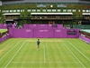 Tenisové kurty na Wimbledonu (All England Club) se halí do olympijských barev