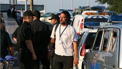 Zamstnanec cestovní agentury v jejím autobuse s izraelskými turisty se odpálil sebevraedný atentátník