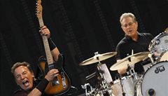 Bruce Springsteen a jeho E Street Band na kv�tnovém koncertu ve Frankfurtu nad Mohanem