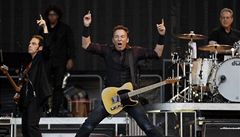 Bruce Springsteen a jeho E Street Band na kv�tnovém koncertu ve Frankfurtu nad Mohanem