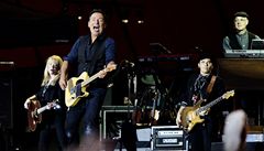 Bruce Springsteen vystoupil 8. �ervence na festivalu v dánském Roskilde