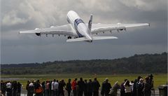 Úspěch Airbusu: na aerosalonu u Londýna získal první objednávku
