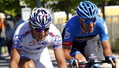 Francouzský cyklista Pierrick Fédrigo a Amerian Christian Van de Velde