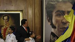 Chávez pedstavil nový Bolívarv obliej, chystá i gigantické mauzoleum