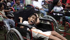 Dodne�ka se v oblasti, kde do�lo k chemické havárii, rodí posti�ené d�ti.