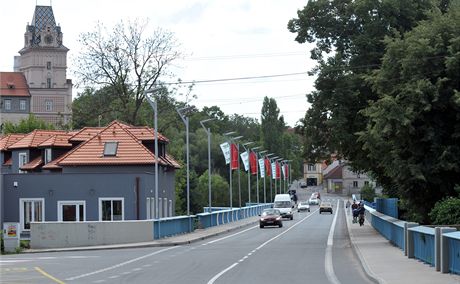 Ve dvojmst Brands nad Labem a Starou Boleslav byl slavnostn oteven posledn a hlavn most pes Labe. 