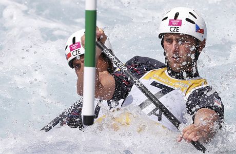 Deblkanoist Jaroslav Volf a Ondej tpnek nepostoupili do finle olympijskho zvodu ve vodnm slalomu