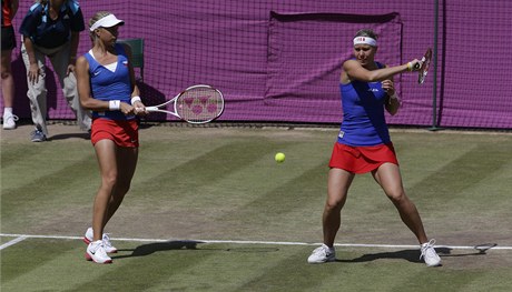 Andrea Hlaváková (vlevo) a Lucie Hradecká