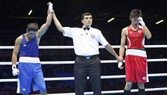 Boxerský rozhodí Iangulij Meretnijazov z Turkmenistánu byl z her v Londýn vylouen  za kontroverzní verdikt v osmifinále váhy do 56 kg mezi Jeponcem Atoim imizuem a Magomedem Abdulhamidovem z Ázerbájdánu