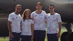 Atleti (zleva) Roman ebrle, Lucie krobáková, Kateina afránková a Jan Kudlika odcestovali na olympijské hry do Londýna
