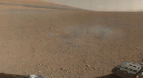 Jeden z barevných snímk Marsu