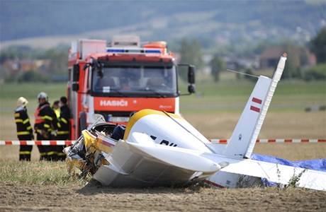 U Dolního Beneova na Opavsku havarovalo 16. srpna pravdpodobn pi pistání tymístné jednomotorové letadlo z Rakouska. Dvoulenná posádka zahynula. 