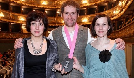 Kateina achová, Filip ach a Denisa Havrdová (zleva).