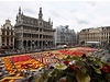Pohled na námstí v Bruselu, které v tchto dnech pokrývá koberec ze ivých kvtin.